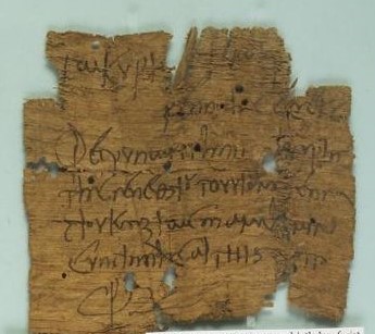 This image has an empty alt attribute; its file name is Dinner-invitation.jpg